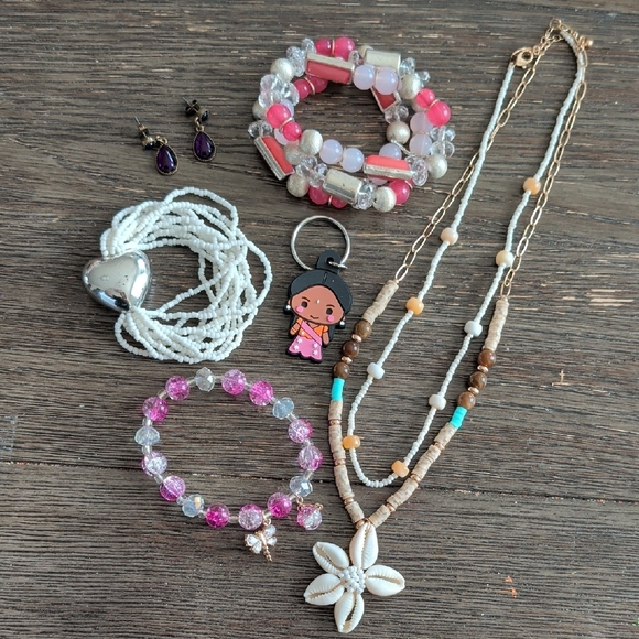 None Jewelry - Pink and White Beaded Bracelet Set